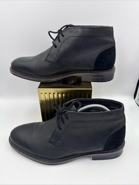 Structure Black Leather Chukka Boots with Suede Heel